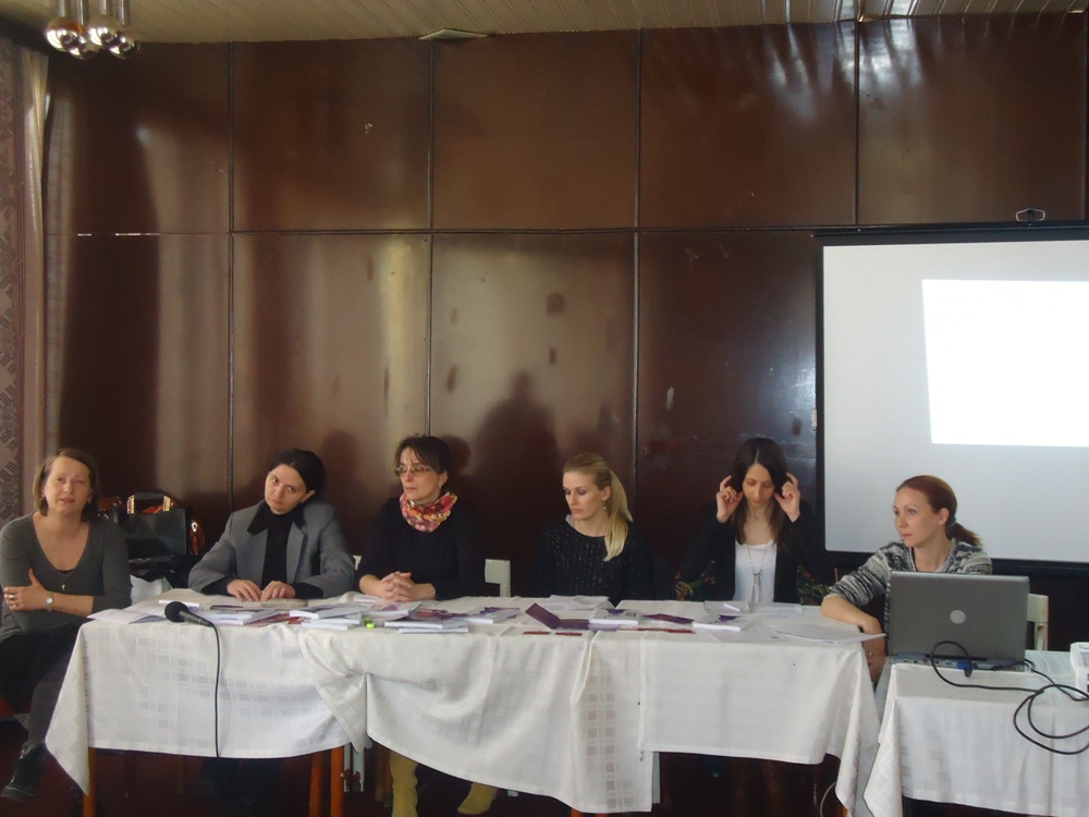 Udruzenje zena Pescanik - Javno predstavljanje novog projekta Udruženja žena Peščanik