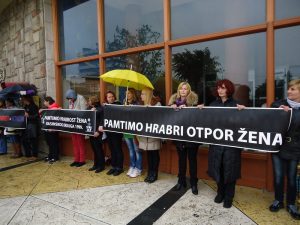 Pamtimo hrabri otpor žena – veličanstvena akcija po olujnom danu