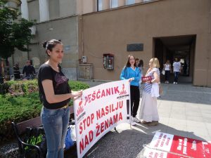 Ulična akcija – Informisanje javnosti o radu SOS telefona i postupanjima institucija u situaciji nasilja u porodici