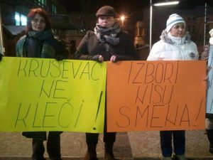 Novinarke/i ne kleče