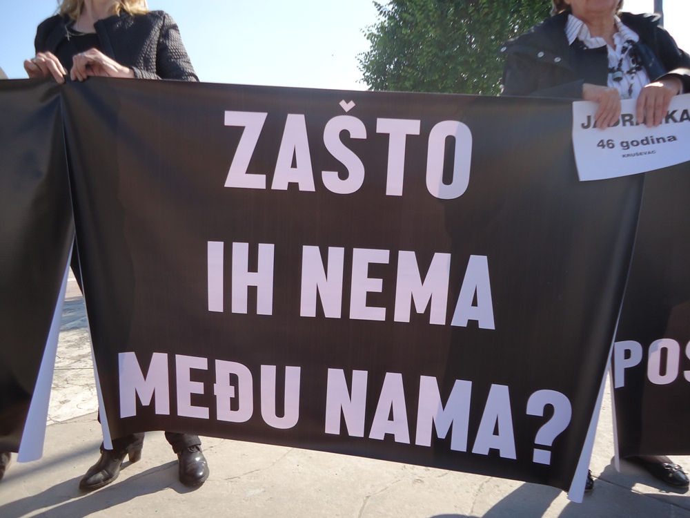 Udruzenje zena Pescanik - Nijedna žena manje, nijedna mrtva više!