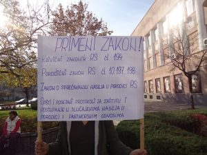 Ulična akcija Dosta sam crtala. Primeni zakon!