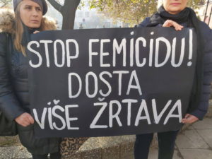Protestno stajanje u Kruševcu povodom Međunarodnog dana borbe protiv femicida